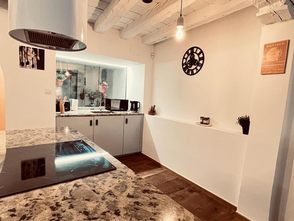 Old Town I By Aston Apartment